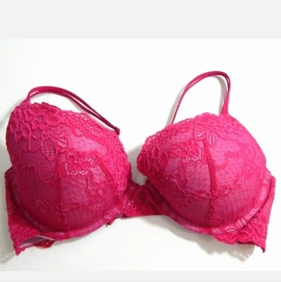 Victoria's Secret Very Sexy Padded Push Up Bra - Picture 1 of 3